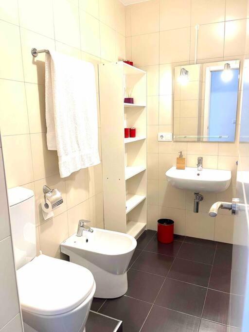 Ferienwohnung Wonderful Penthouse By The Sea Lepe Exterior foto